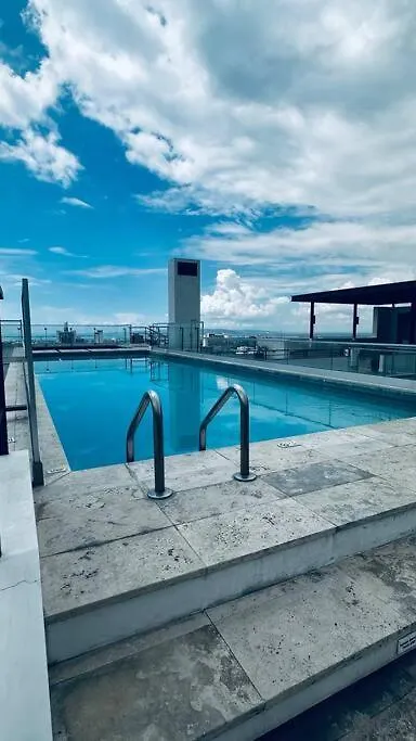 Kingston Paradise - Luxury Suite 0*,  Jamaica